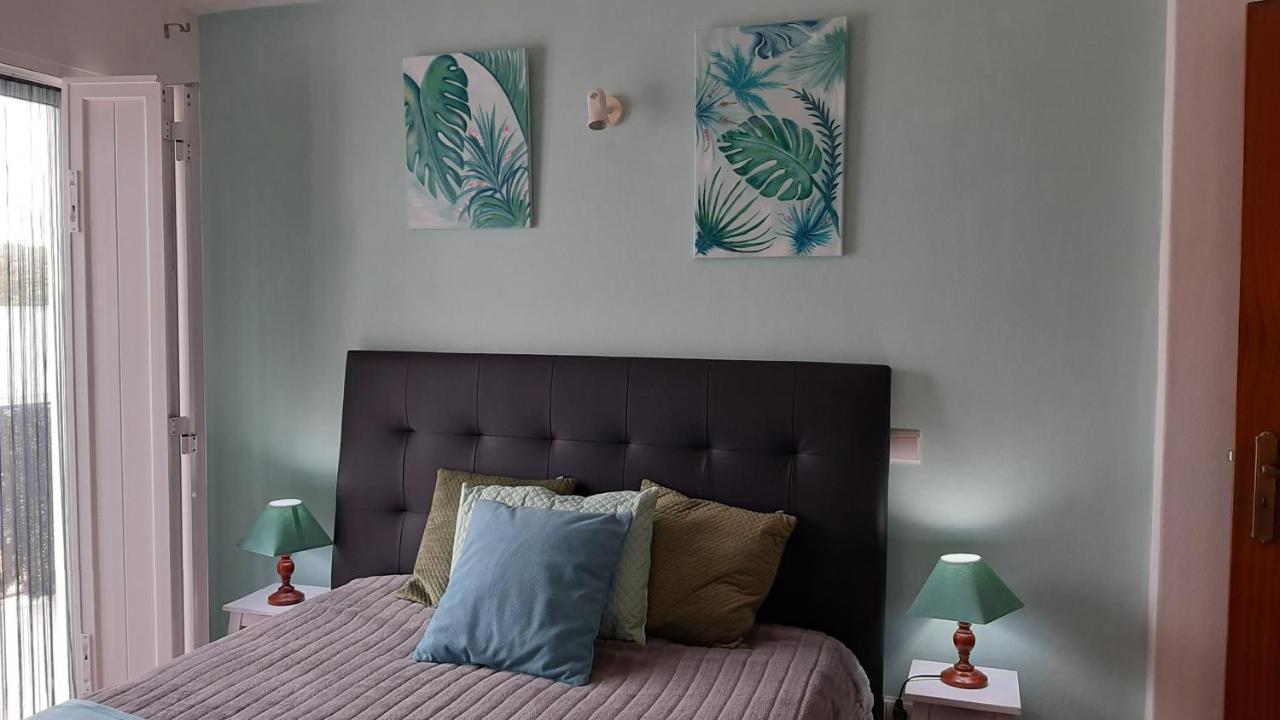 Oceanus Room With Private Kitchen, Bathroom And Terrace 300M From The Beach ساغريش المظهر الخارجي الصورة